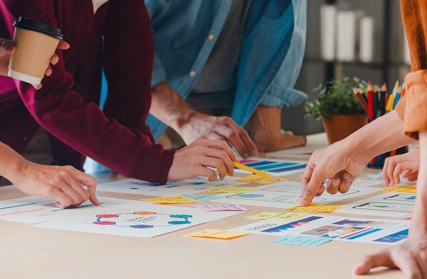 ĐỒNG HÀNH & PHÁT TRIỂN